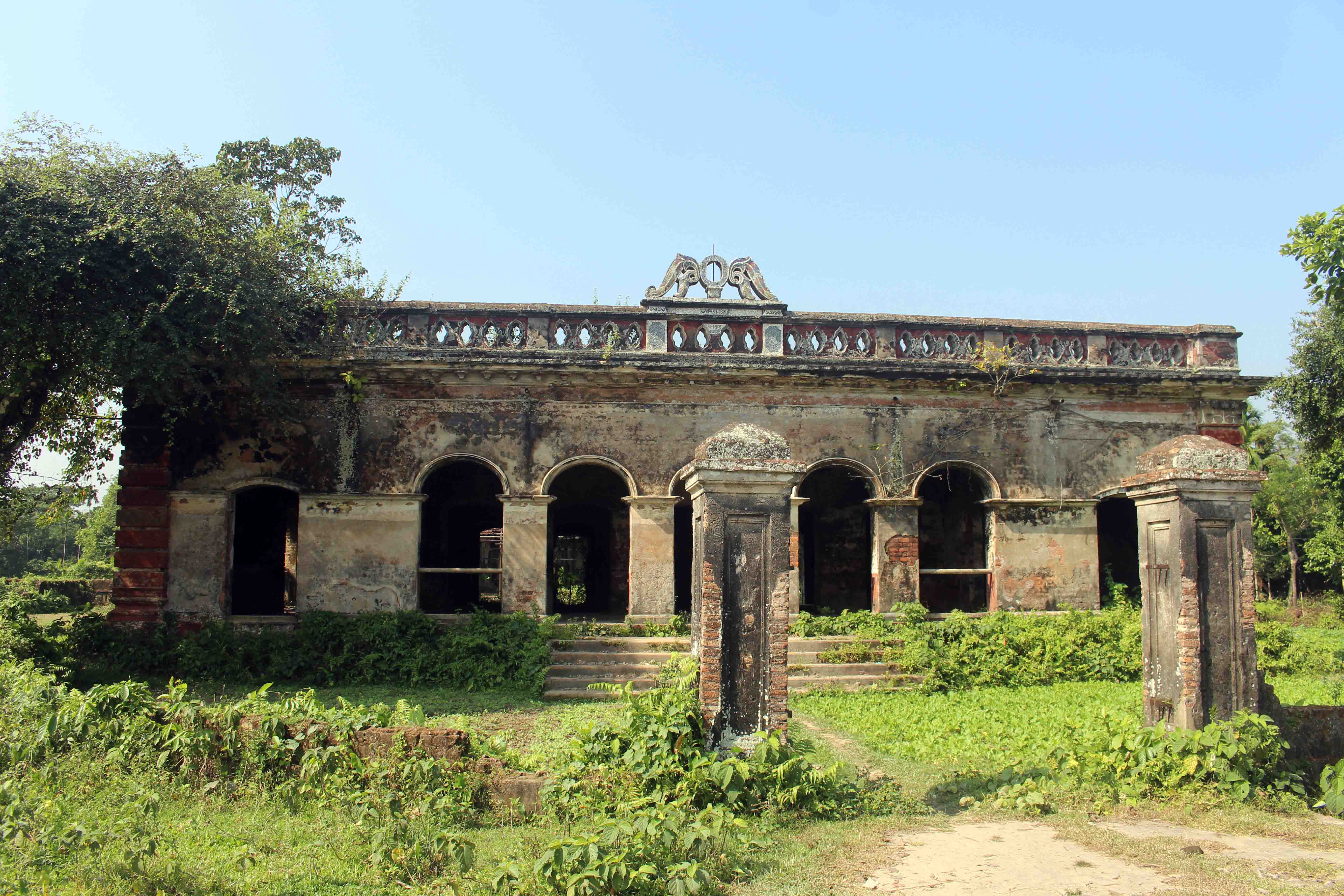 পাইলগাঁও জমিদারবাড়ী – জগন্নাথপুর, সুনামগঞ্জ- শতাব্দী পেরোনো জমিদার ঐতিহ্যের গৌরবময় স্মৃতি