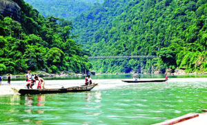 প্রকতিকন্যা জাফলং- পাথর, পাহাড় ও নদীর অপার মাধুর্যে ঘেরা এক ভূস্বর্গ