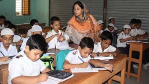 প্রাথমিকে বড় পরিবর্তন: সহকারী শিক্ষকসহ ৫ পদের নাম বদল হচ্ছে