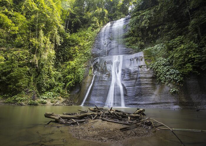 হাম হাম জলপ্রপাত